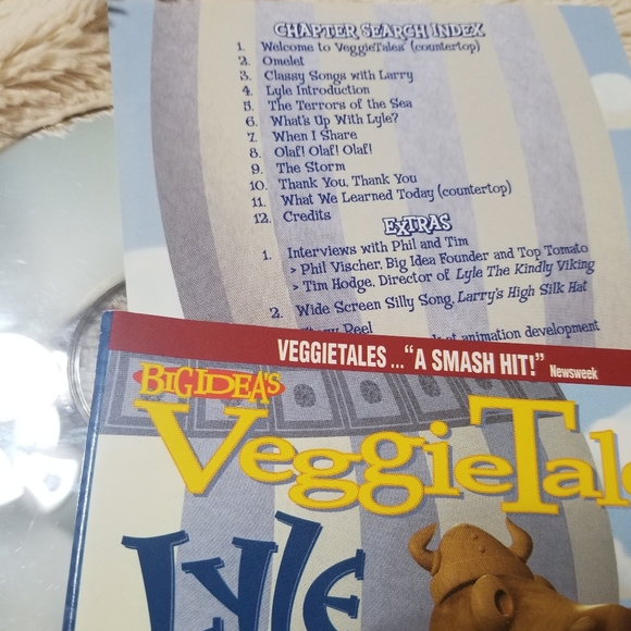 VeggieTales DVD & Little Golden Book set: St. Nicholas & Lyle the Kindly Viking - Picture 5 of 7